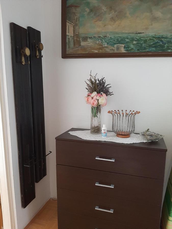 סנג' Apartman Ada מראה חיצוני תמונה