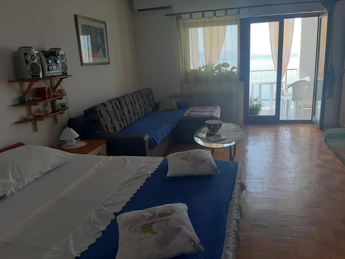 סנג' Apartman Ada מראה חיצוני תמונה