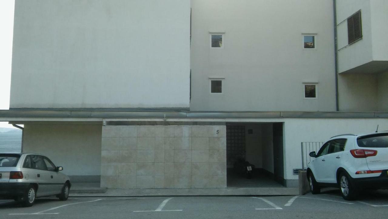 סנג' Apartman Ada מראה חיצוני תמונה